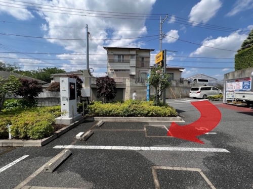 copy_EV_parking1-fix2.jpg